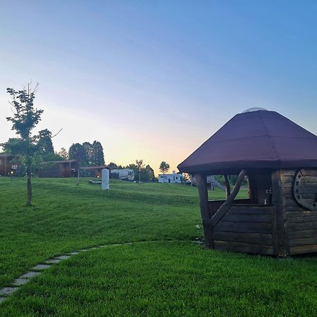 Camp The Sunrise Hill Hotel Pivka Luaran gambar