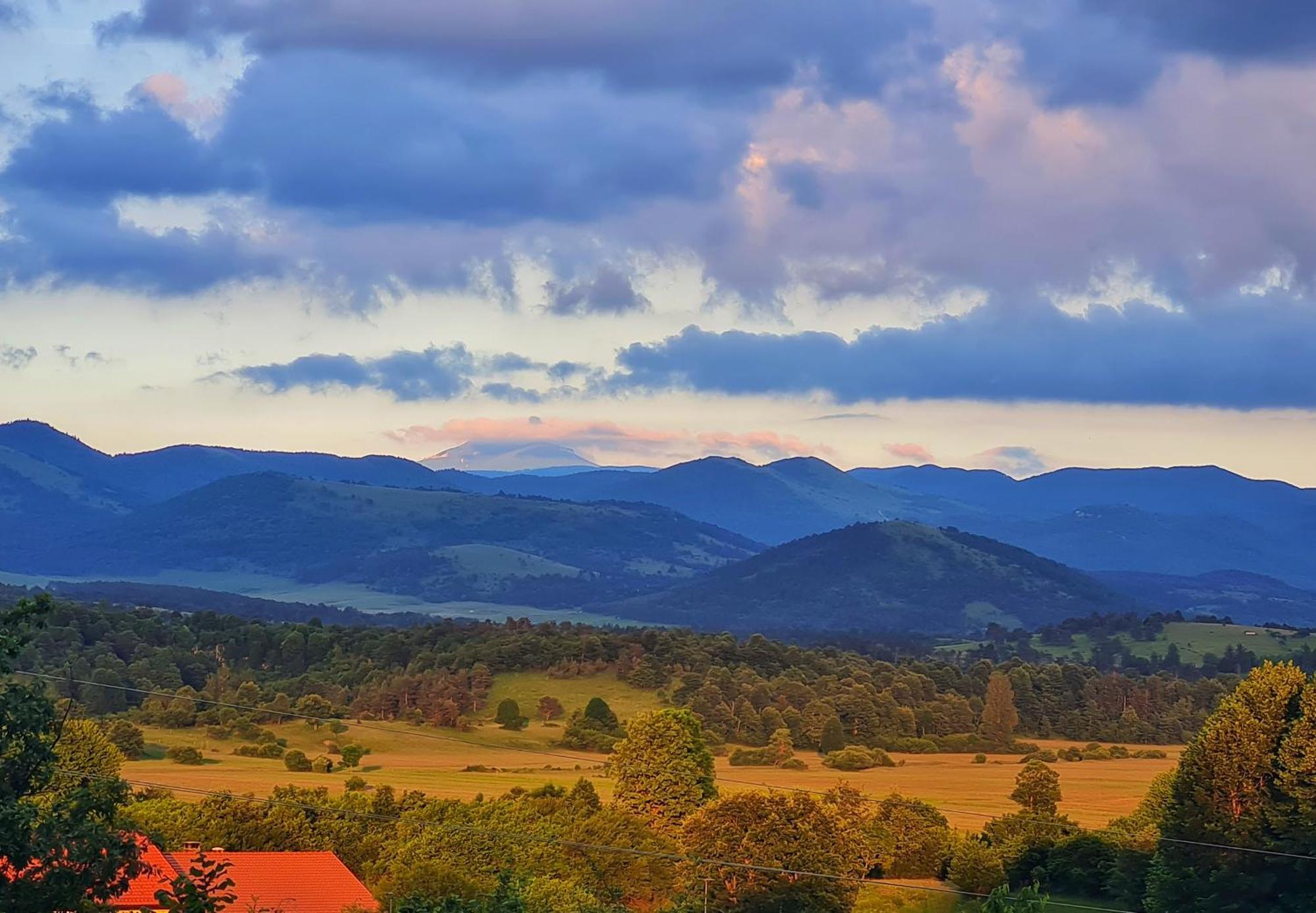 Camp The Sunrise Hill Hotel Pivka Luaran gambar