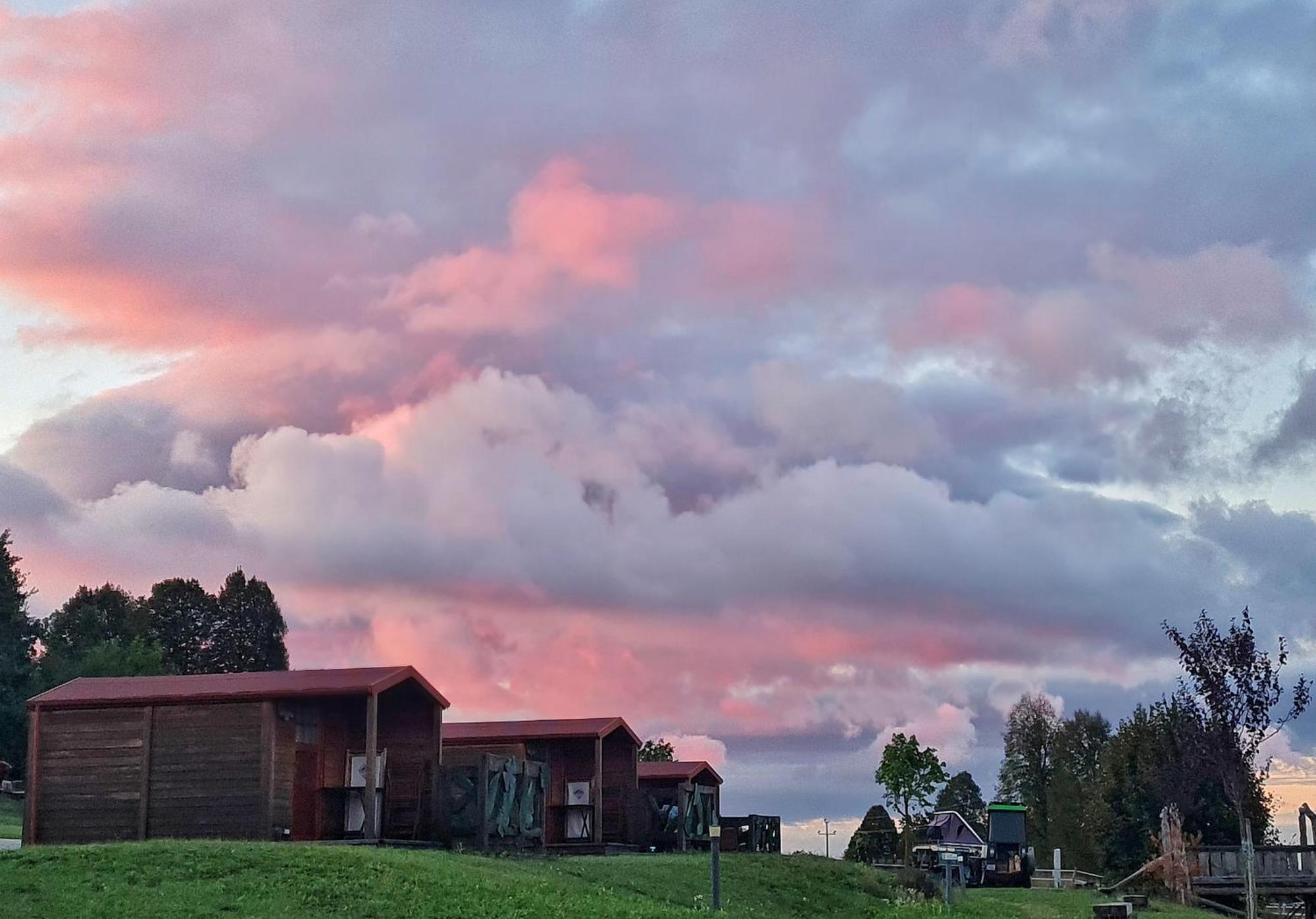 Camp The Sunrise Hill Hotel Pivka Luaran gambar