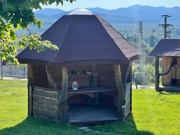 Camp The Sunrise Hill Hotel Pivka Luaran gambar